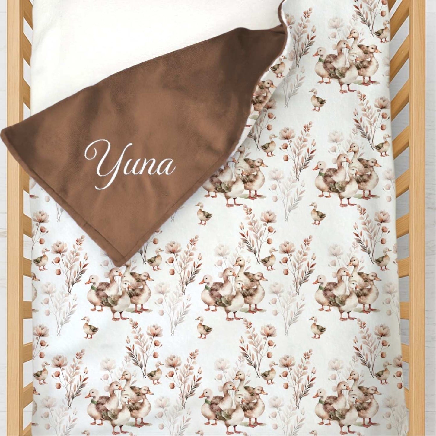 Personalisierte Babydecke Winterwald – individuell bestickter Name, weiche Babydecke, Geschenk für Neugeborene und Kinderzimmerdekoration)