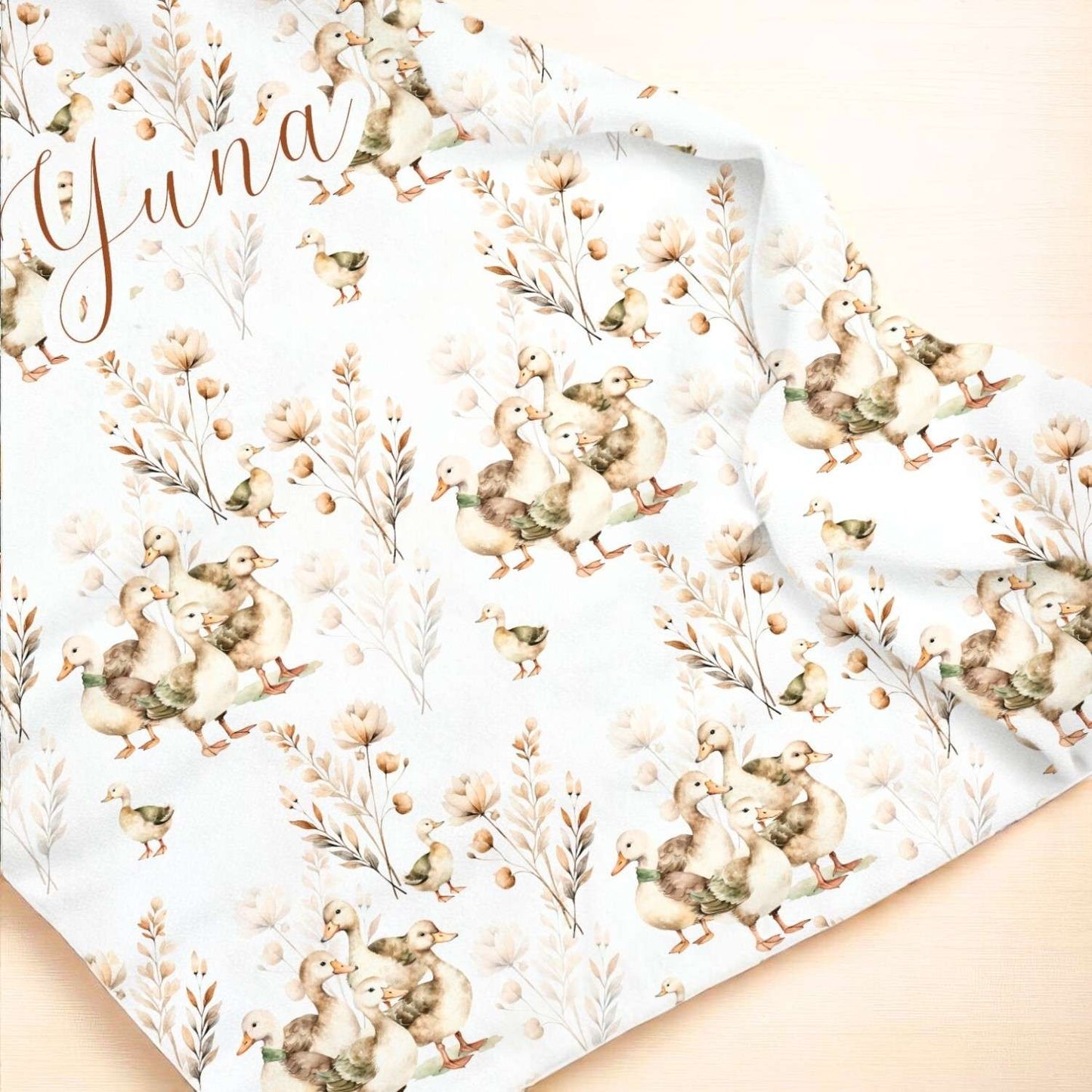 Personalisierte Babydecke Winterwald – individuell bestickter Name, weiche Babydecke, Geschenk für Neugeborene und Kinderzimmerdekoration)