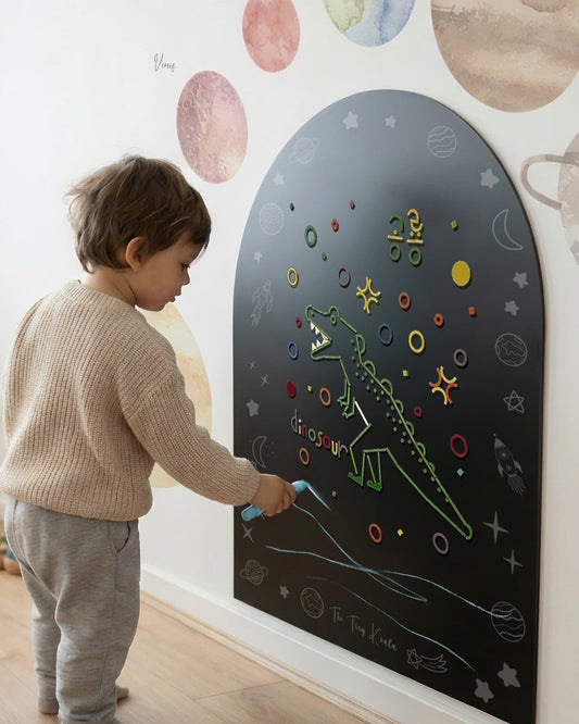 Magnetic Play Room - Space
