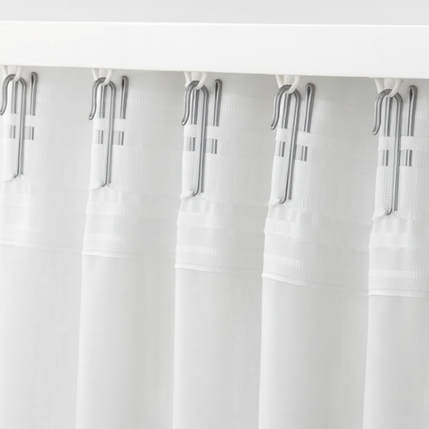 Rail (hooks included)